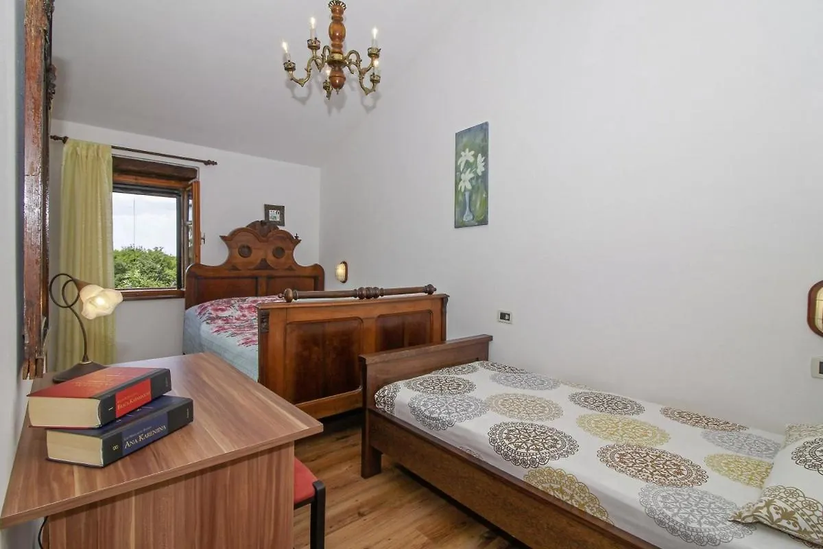 Marija-Lorena In Gora Glusici - Haus Fuer 4 Personen Labin  Kroatien