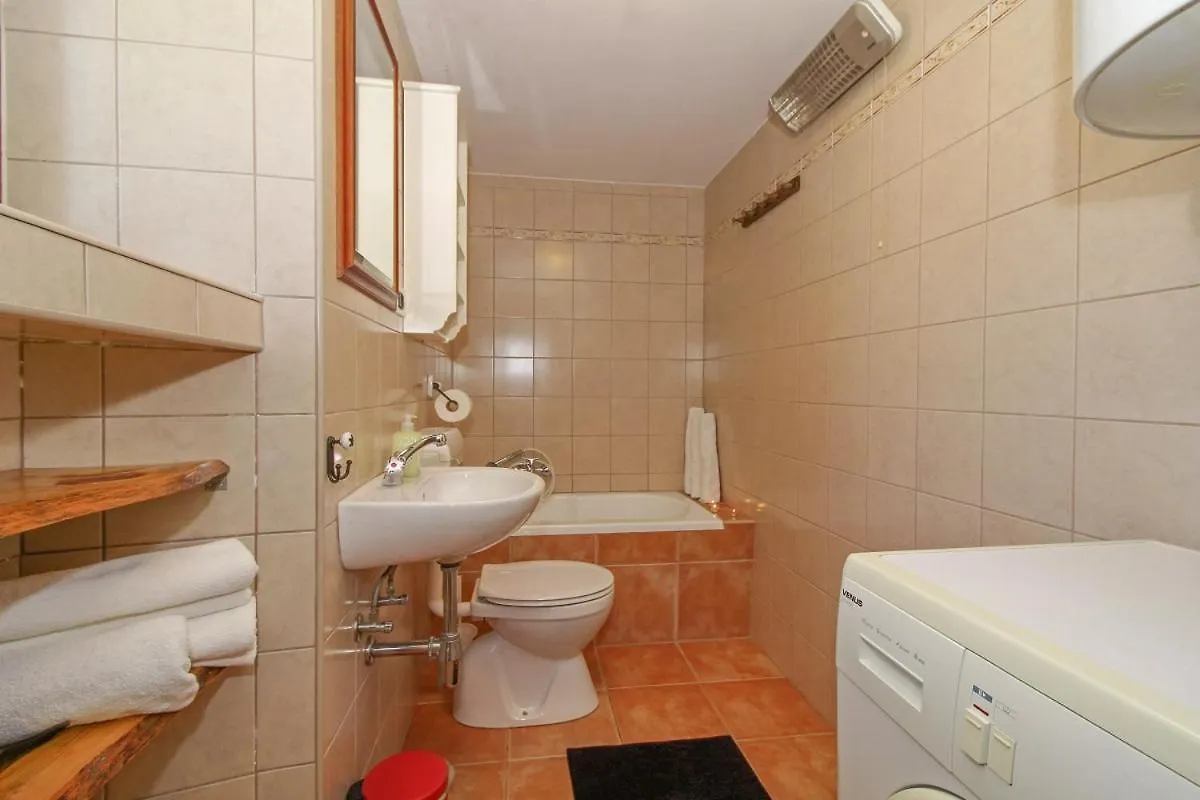 Feriehus Marija-Lorena In Gora Glusici - Haus Fuer 4 Personen Labin